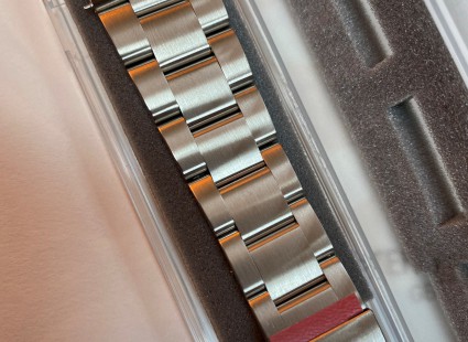 																															Rolex 78360 Oyster Bracelet with 558 end links-Sealed/Unworn 78360/558															