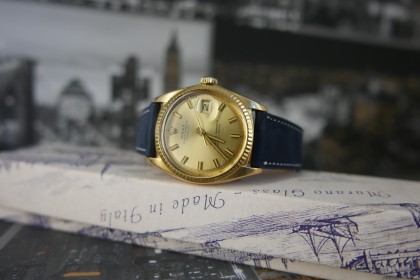 Vintage Rolex 1601 Yellow Gold Datejust, 'Wideboy' Double punched papers & serviced August 2021