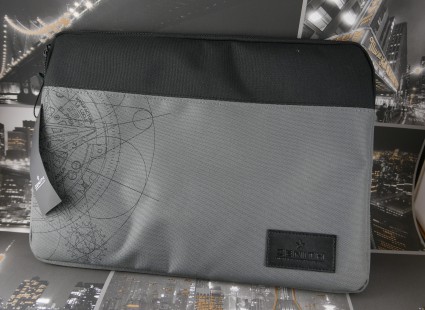 																															Zenith Laptop Case NEW WITH TAGS Z1															