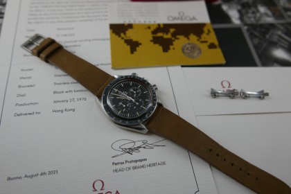 Vintage Omega Speedmaster 145022 with box, bracelet Archive papers & warranty Booklet