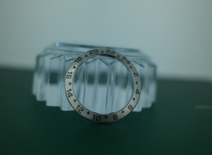 																															Rolex 16570 Explorer II Bezel, Lovely condition 16570															
