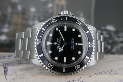 Vintage Rolex 5513 Gloss dial Submariner, last of the Plexi 5513's