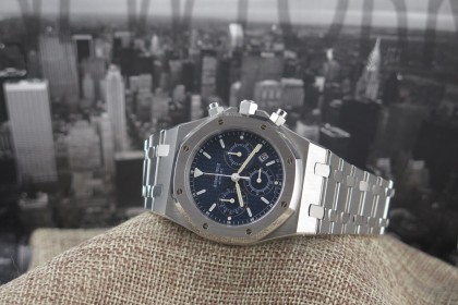 Modern Audemars Piguet Blue Dial Royal Oak Chrono 25860ST