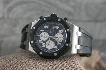 Modern Audemars Piguet Royal Oak Offshore Rubber Clad - Box and papers