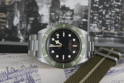 Modern Tudor 79230G