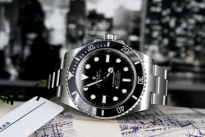 Modern Rolex 124060 Submariner Non Date, December 2023 Full Set, UNWORN