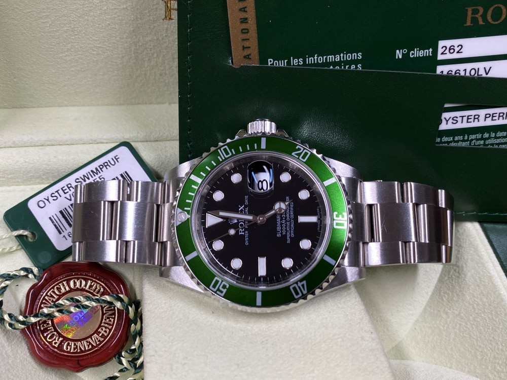 Rolex v on sale serial