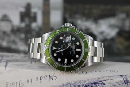 Modern Rolex 16610 LV aka Kermit. Y serial 2003 Flat 4 Lime Insert - STUNNING!!