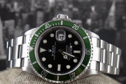 Modern Rolex Rolex Anniversary Submariner 16610LV, 2006 Z Serial, -MINT