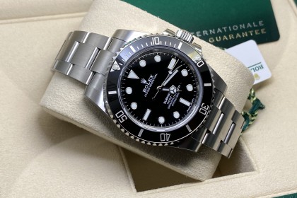 Modern Rolex Rolex 114060 Non Date Submariner-August 2020 Fully Stickered