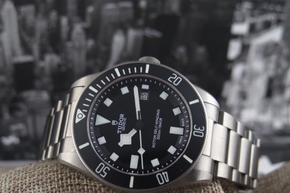 Modern Tudor Todor Pelagos 25500