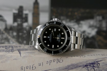 Modern Rolex 16600 Sea-Dweller, stunning case with box, papers & tool kit -1995